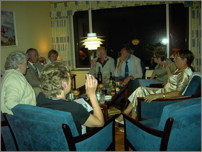 PICT0205.jpg (105 KB)